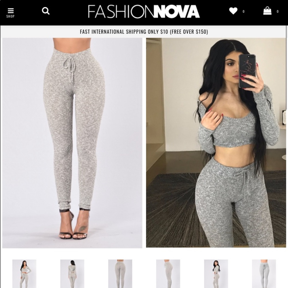 Size Xs gray wanderlust fashion nova leggings.